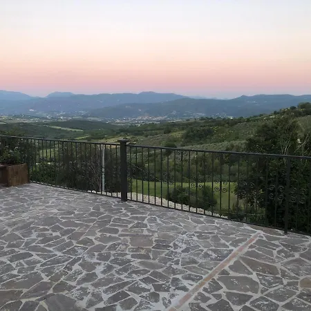 Vecchio Frantoio Residenza Moraiolo アパート